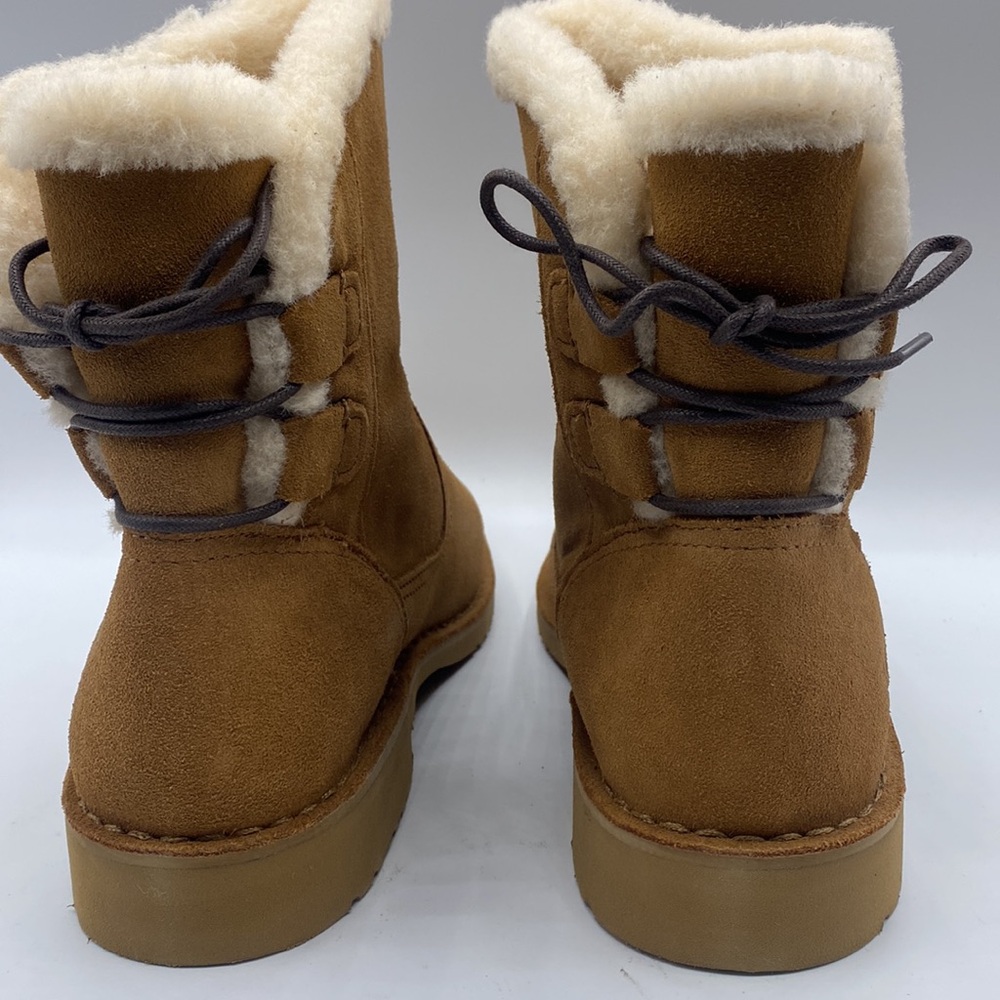 UGG Naiyah Boots - Picture 2 of 9